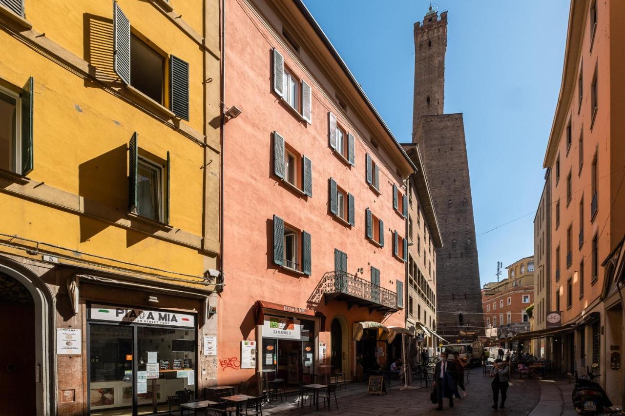 La Mansarda Di Via Zamboni By Wonderful Italy Lejlighed Bologna Eksteriør billede